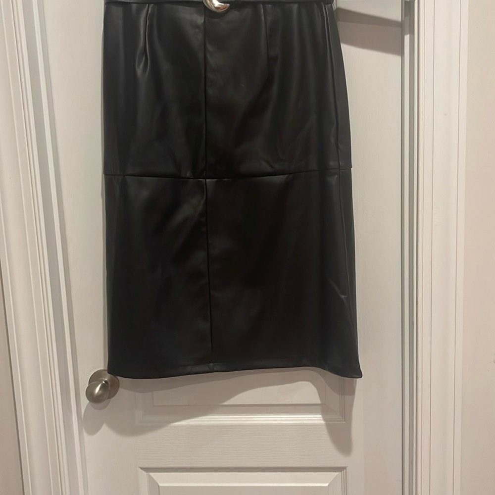 Elegant Black Faux Leather Skirt